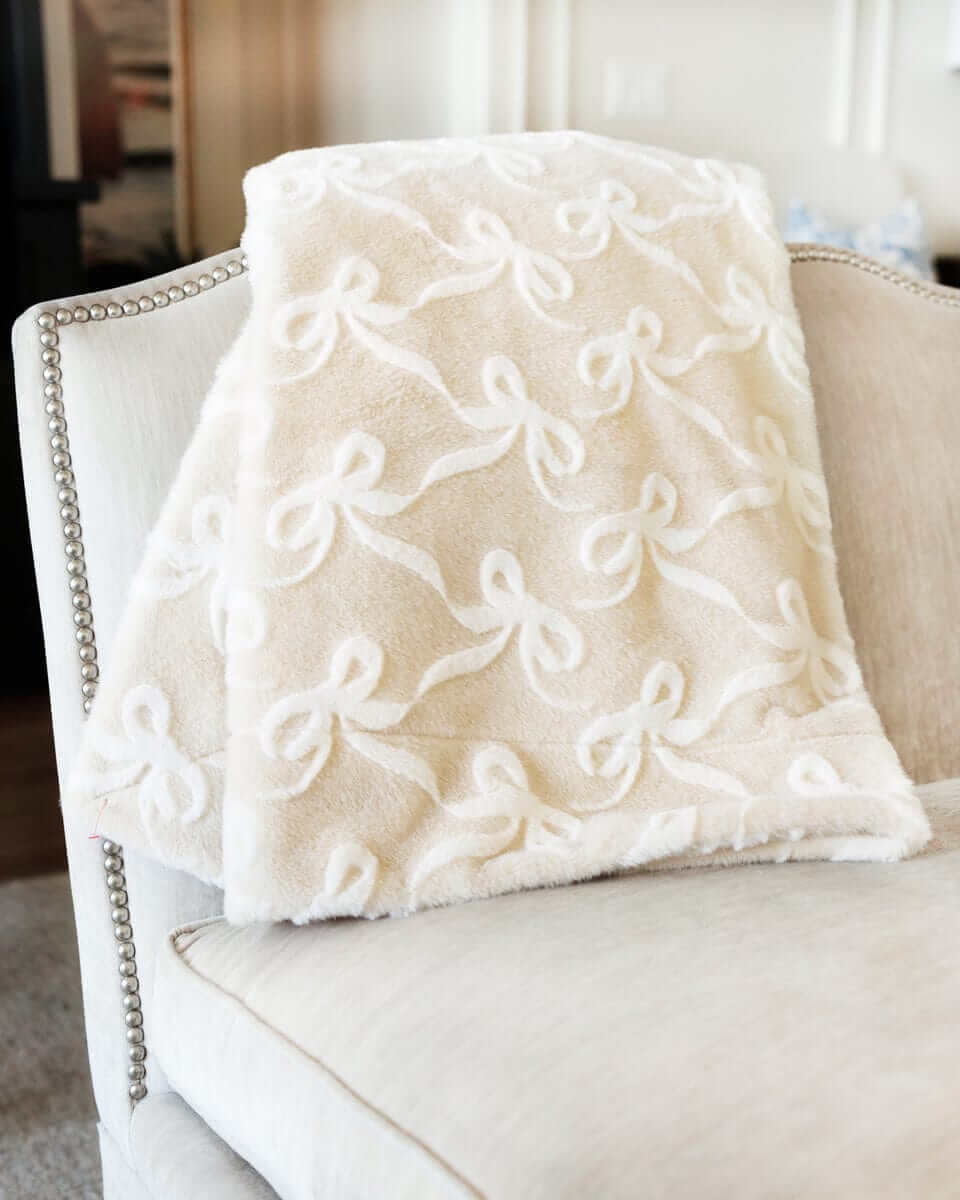 Bows Sand Blanket