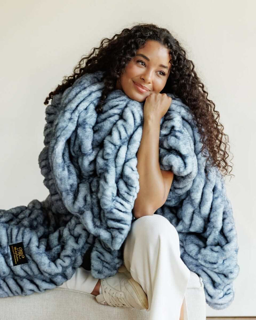 Hugs Sapphire Plush Blanket | Minky Couture