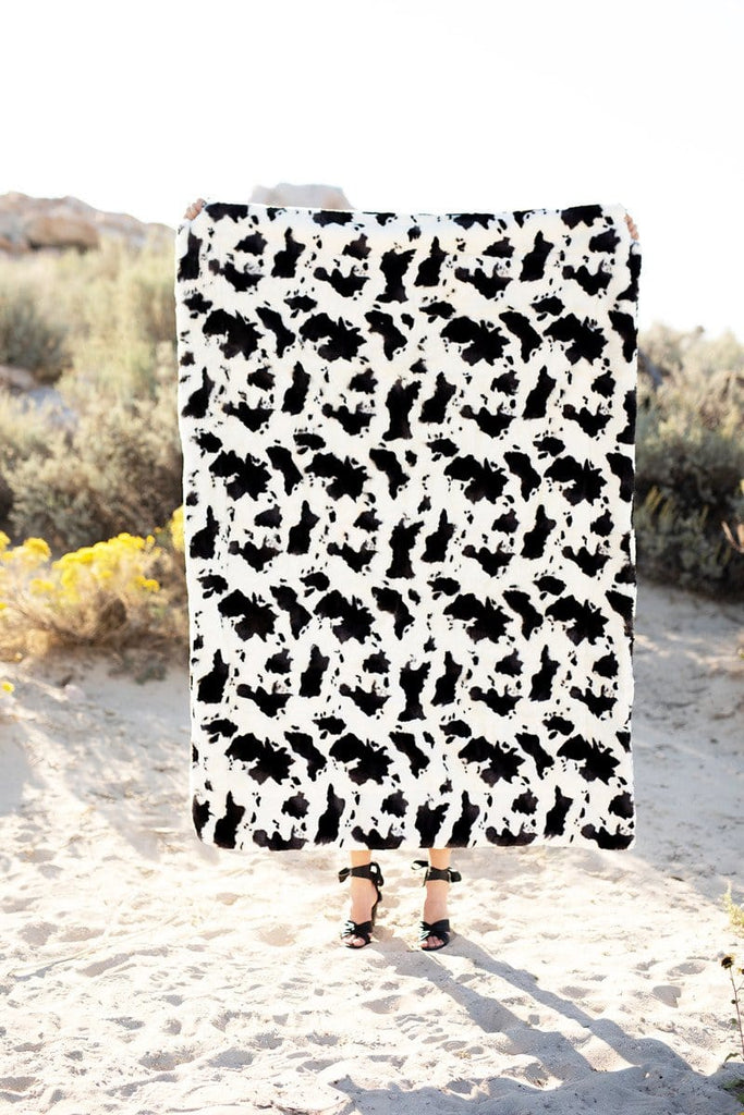 Wholesale Minky Animal Fabric, Cow Brown/Black 20 yard bolt