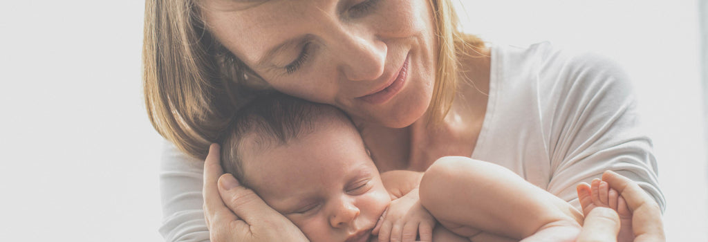 Get Snap Happy With These 16 Creative Ways to Celebrate Monthly Baby Milestones