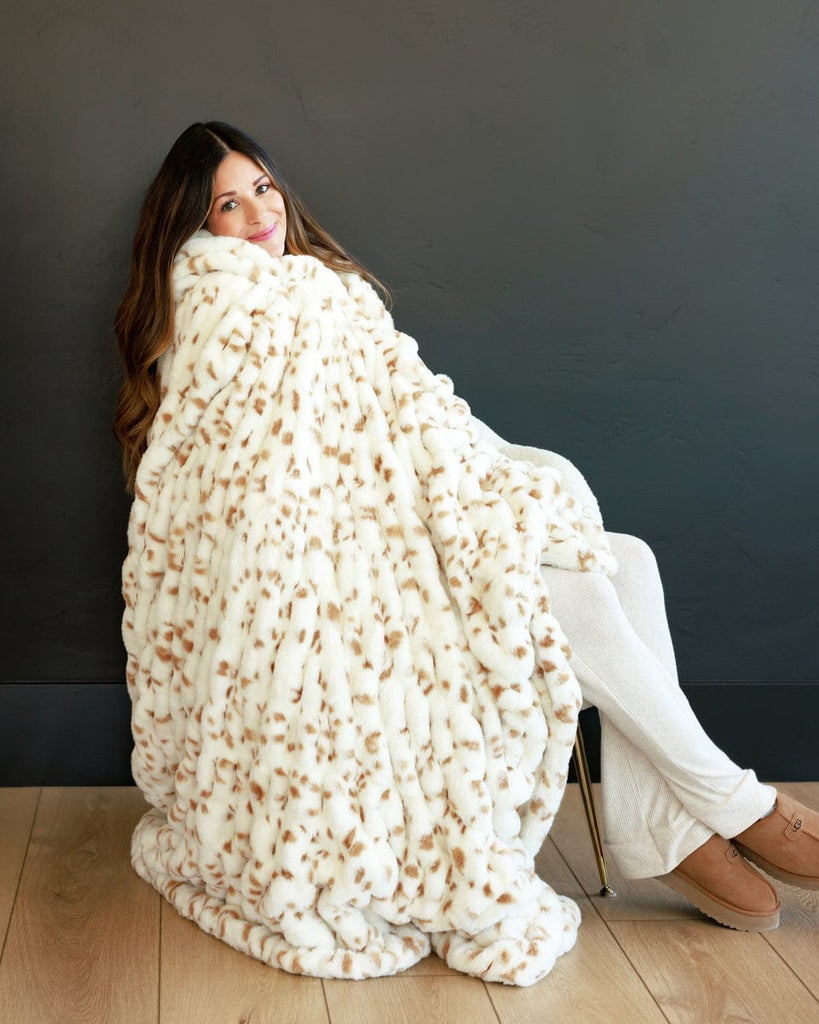 Minky Couture Hugs Spotted Fawn Blanket - Size: Adult 50in x 60in