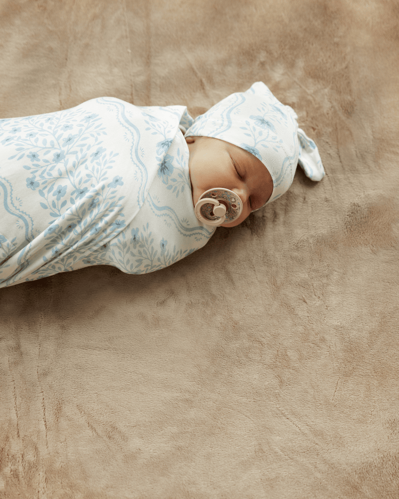 Swaddle and Hat - Nantucket Frill