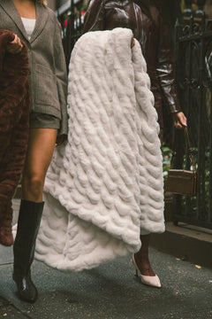 Hugs Cream Blanket