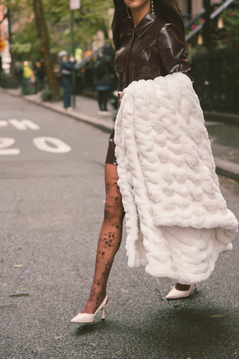 Hugs Cream Blanket