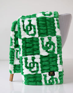 Hugs University of Oregon Ducks Blanket in green and white, perfect for fans and cozy warmth.