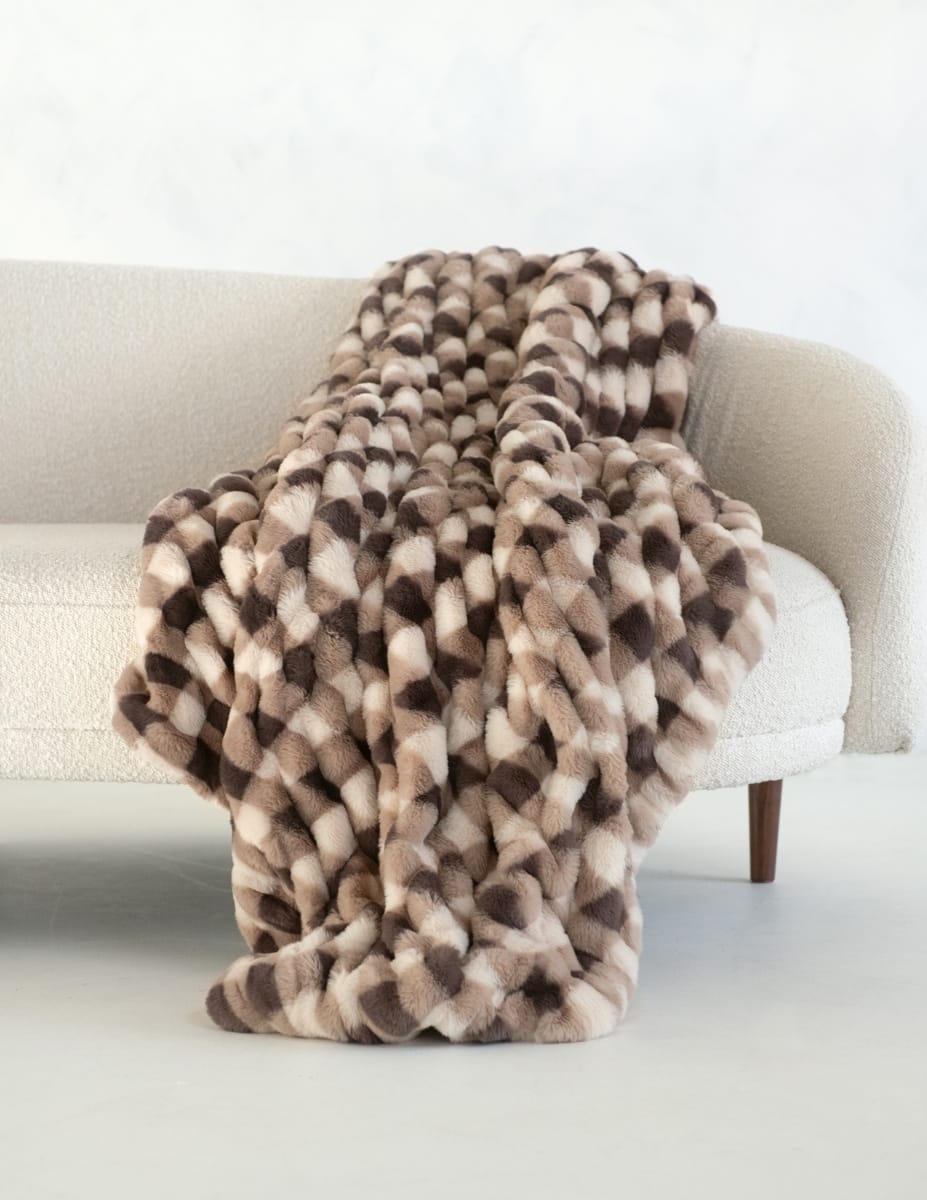 Hugs Milk Chocolate Gingham Blanket