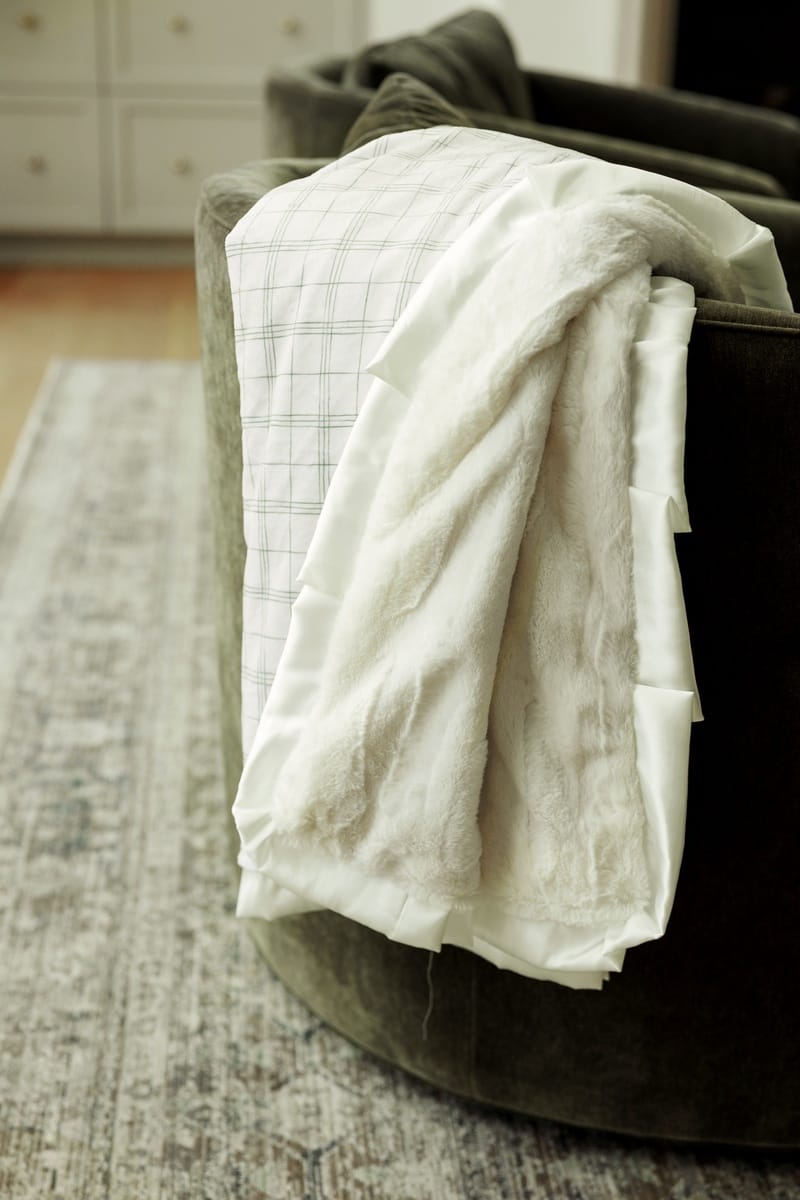 Woven Seagrass Blanket