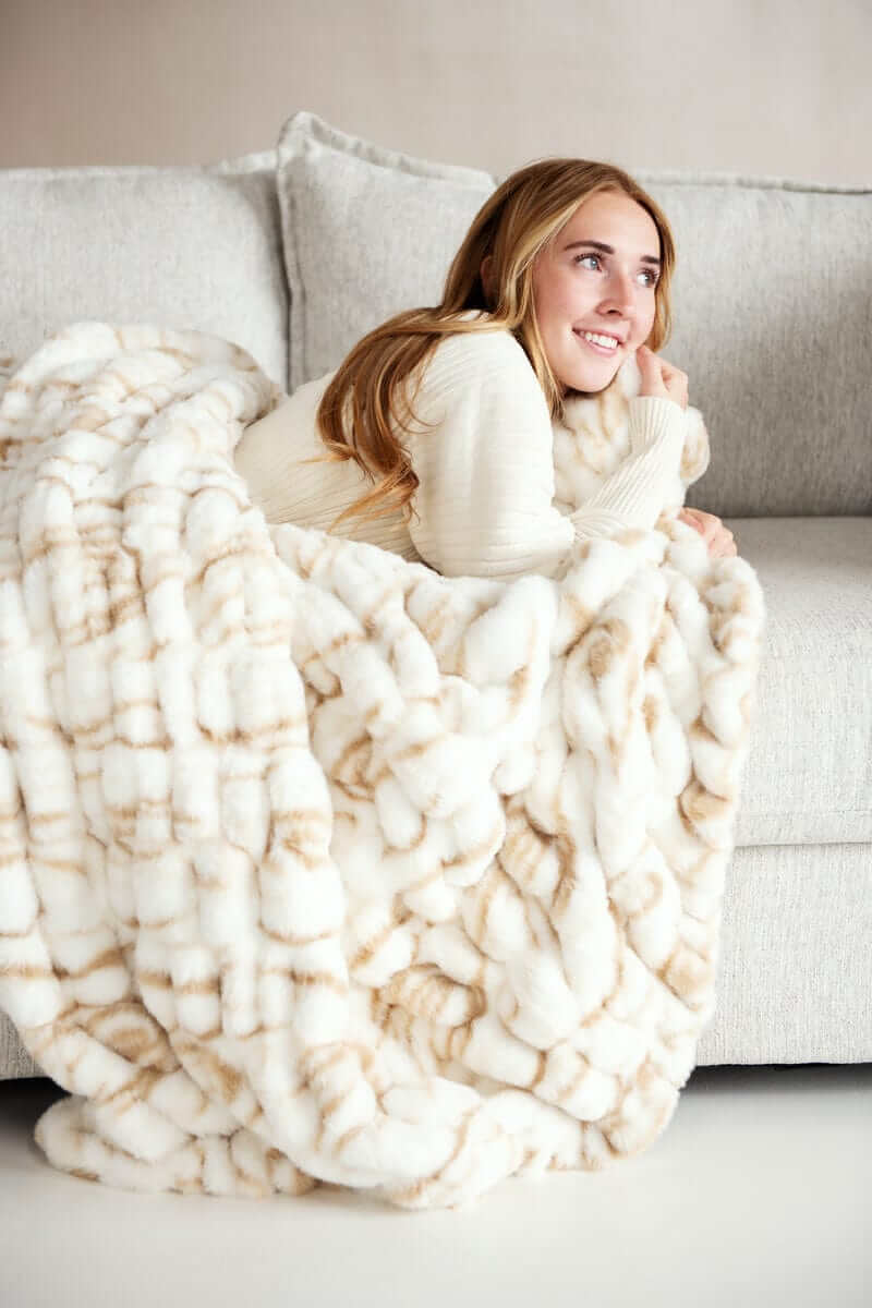 Hugs Marble Sand Blanket