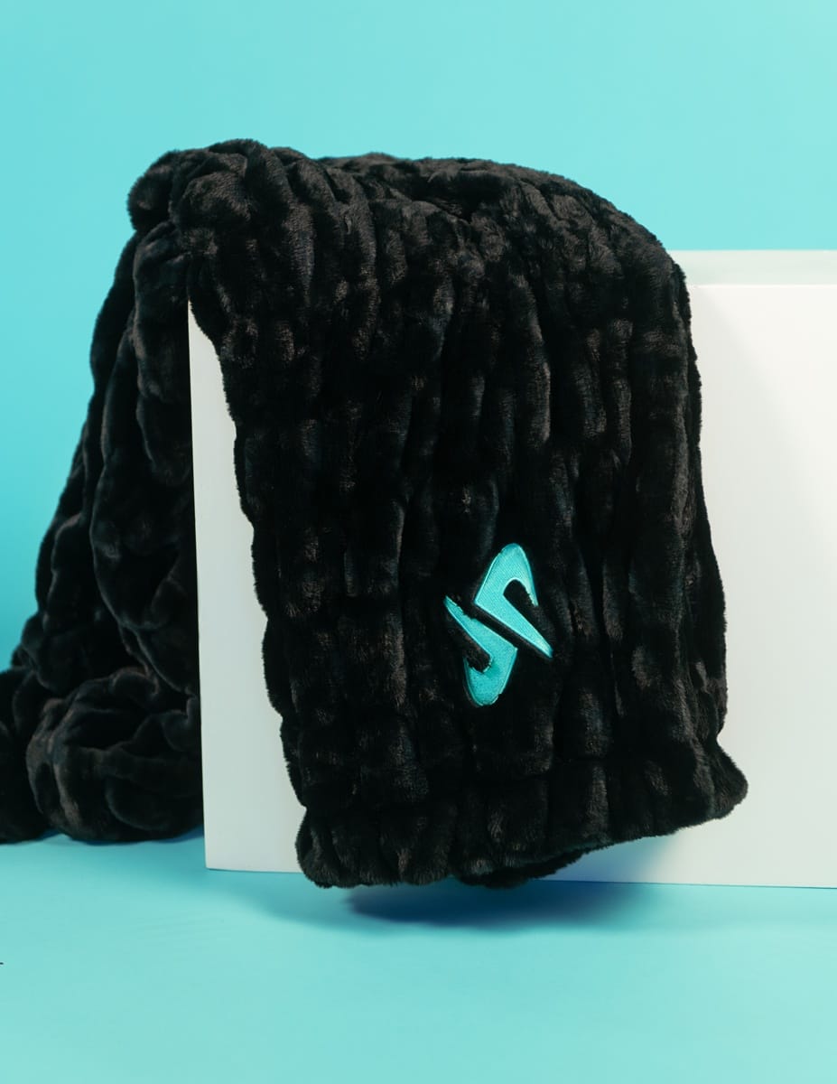 Dude Perfect Hugs Black Blanket