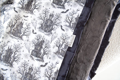 Haunted Toile Blanket