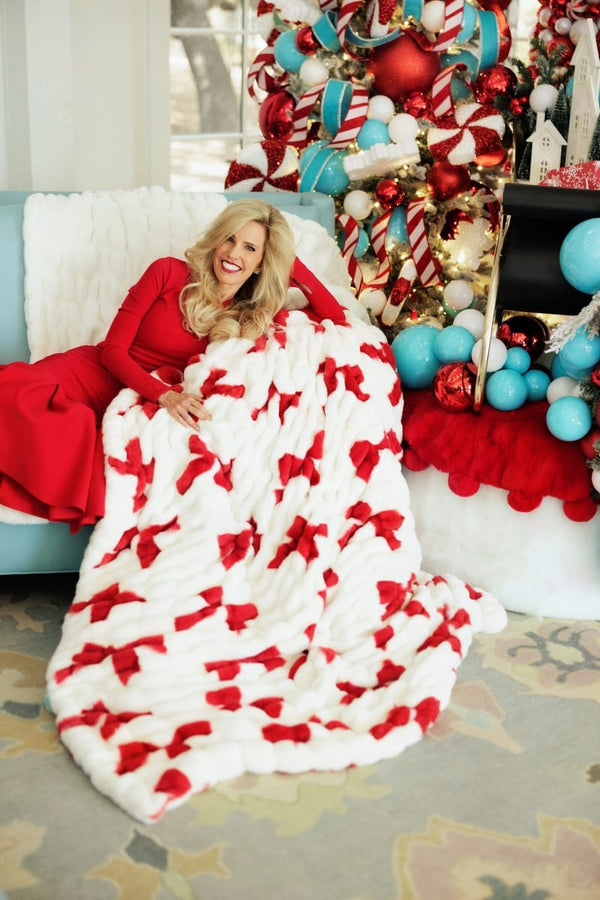 Original Hugs Gift Wrap Blanket