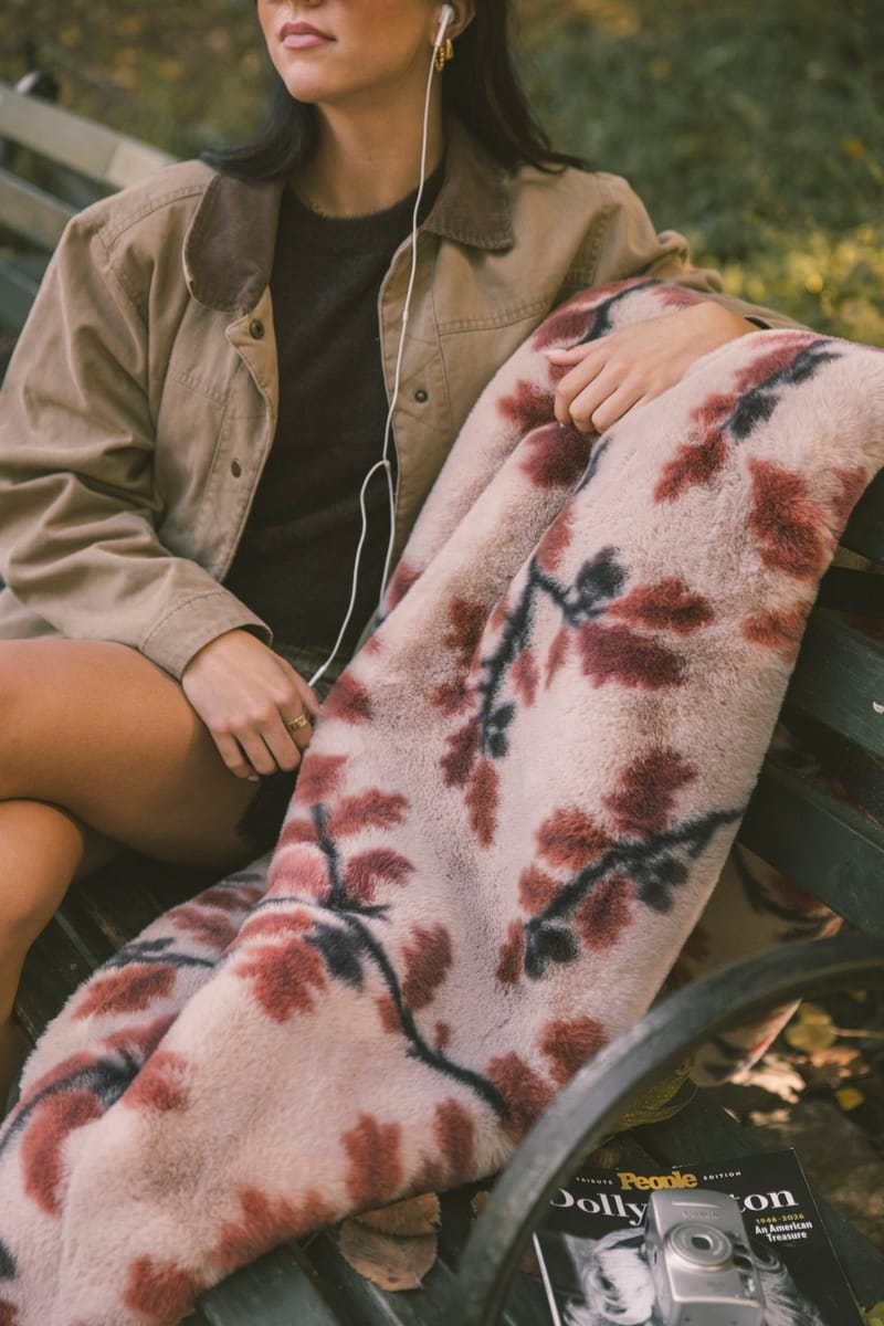 Lush Fall Oak Taupe Blanket