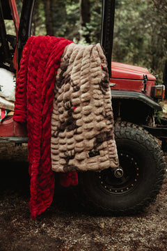 Original Hugs Red Blanket