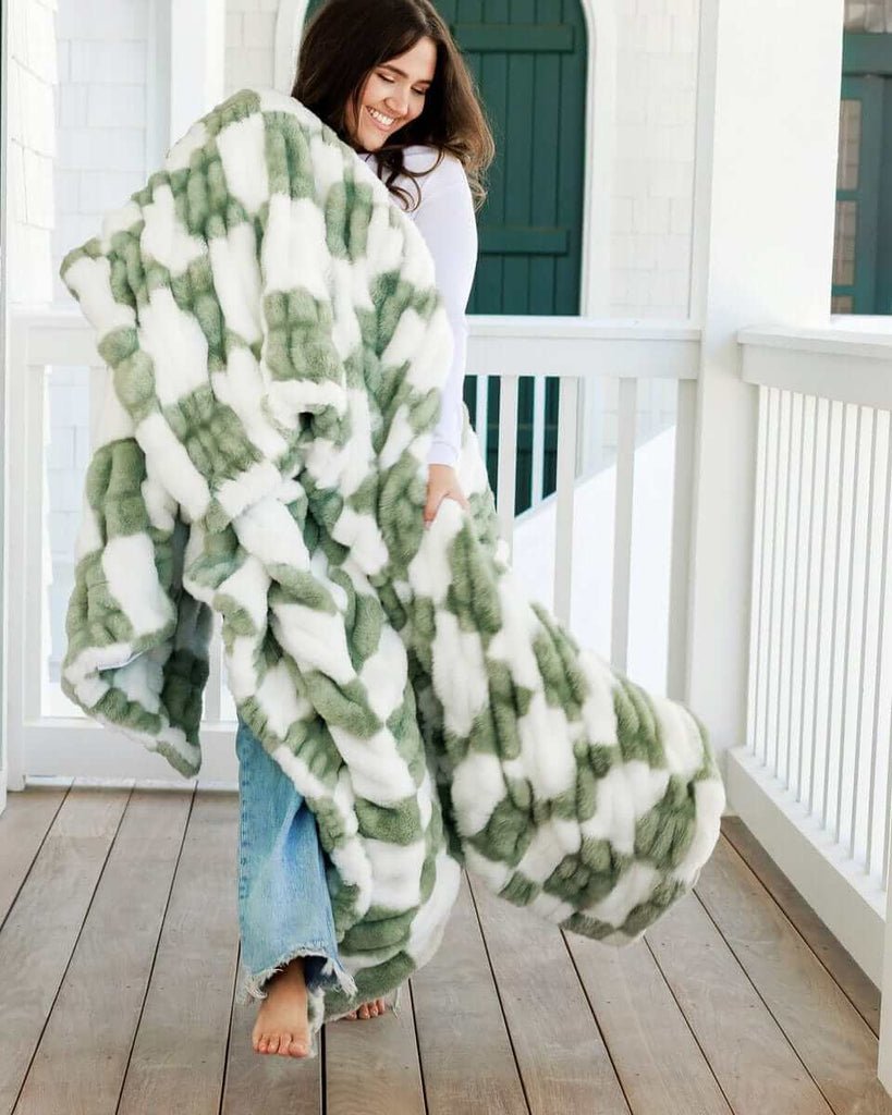 Hugs Check Ivey Sage Blanket
