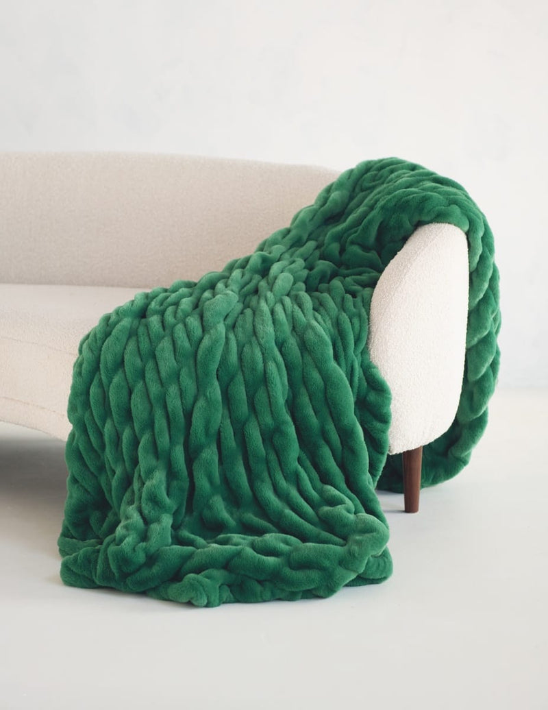 Original Hugs Light Amazon Blanket