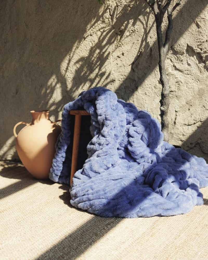Original Hugs Light Country Blue Blanket