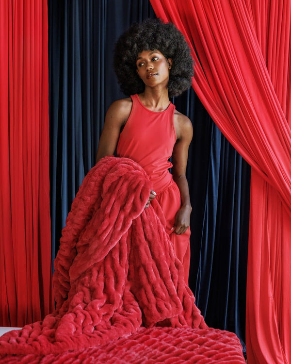 Hugs Light Tango Red Blanket