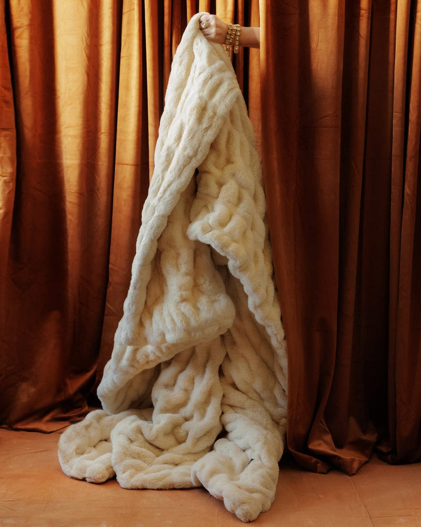 Hugs Vanilla Bean Blanket