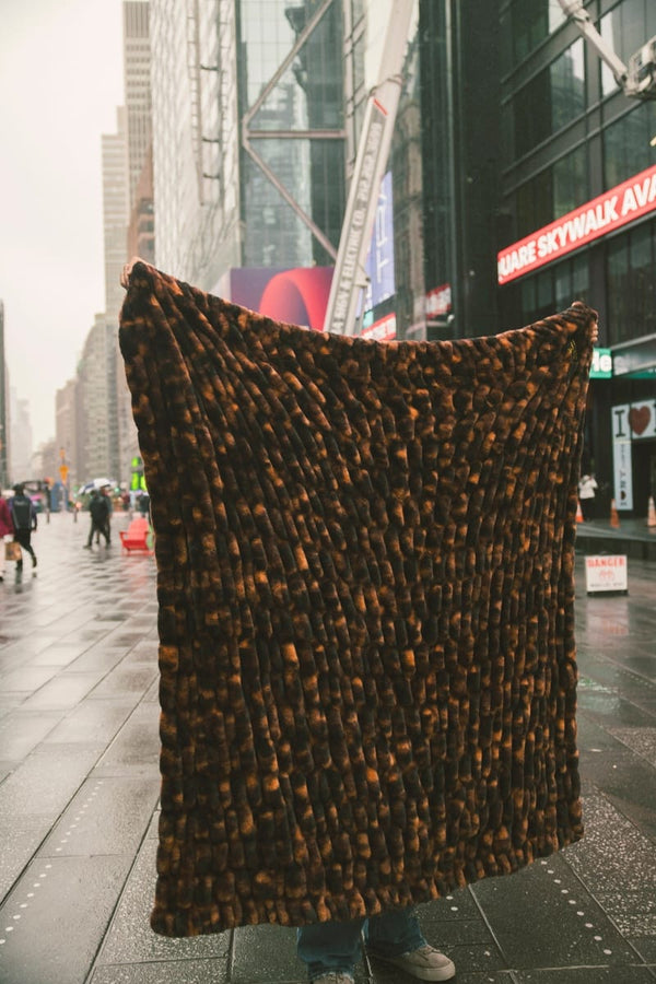 Original Hugs Tortoise Shell Blanket