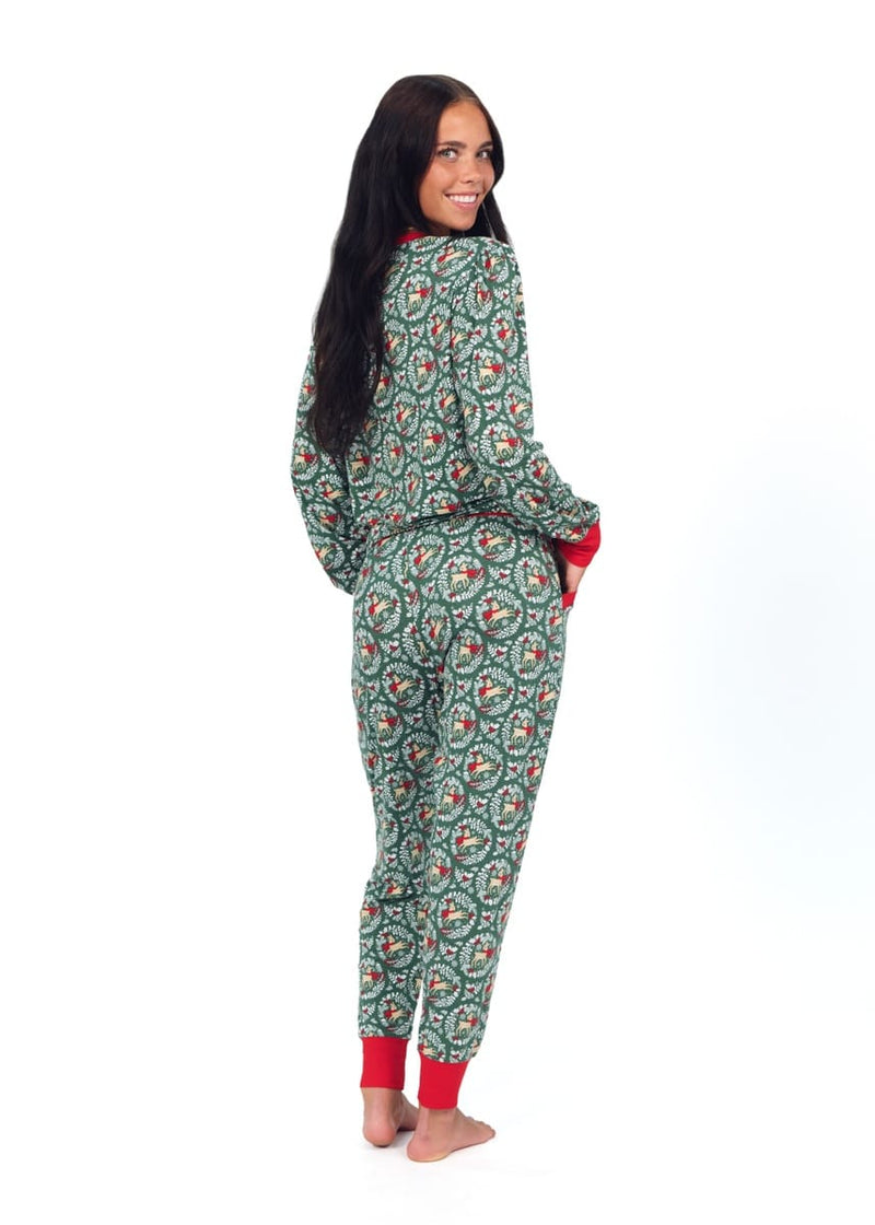 Women's Bamboo Pullover Set - Green Reindeer