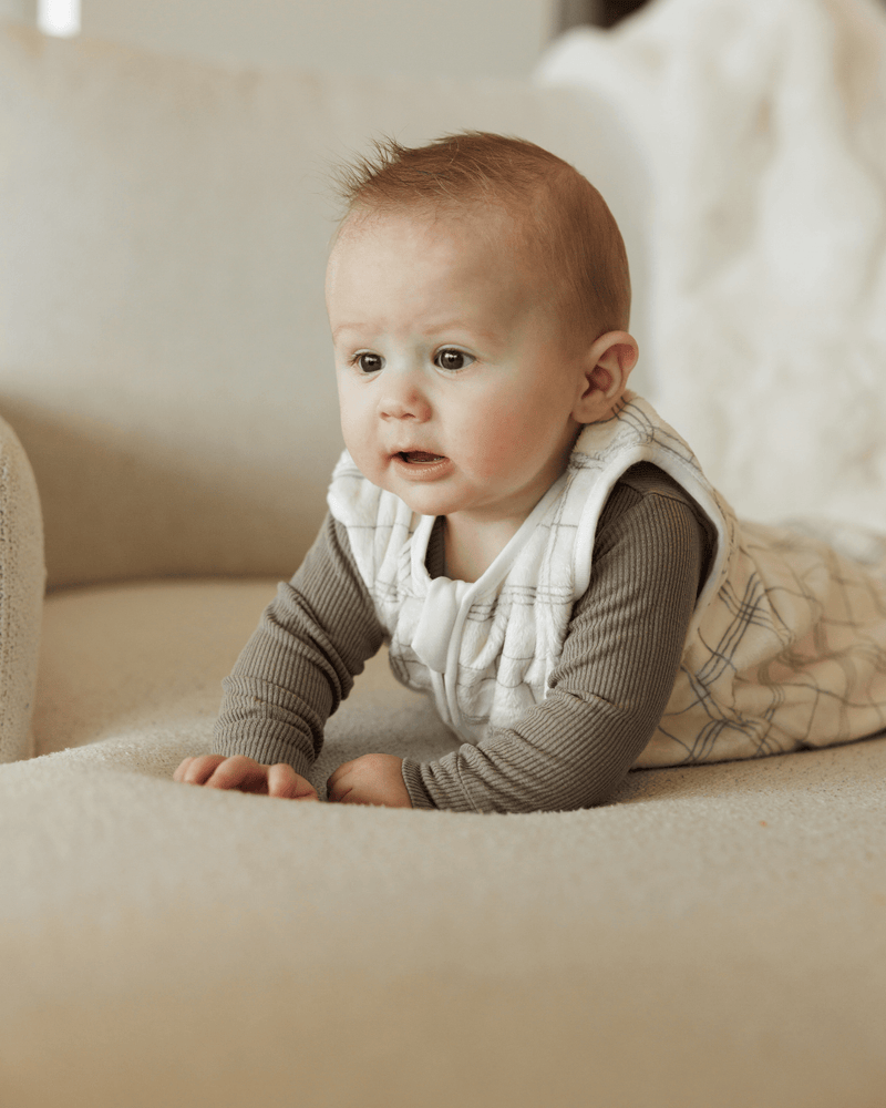 Woven Seagrass Wearable Minky Blanket