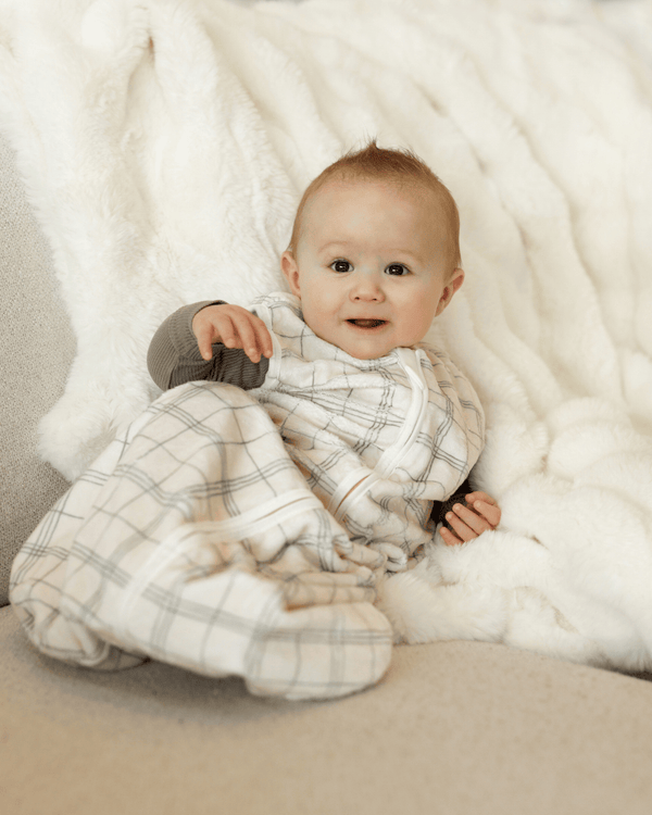 Woven Seagrass Wearable Minky Blanket